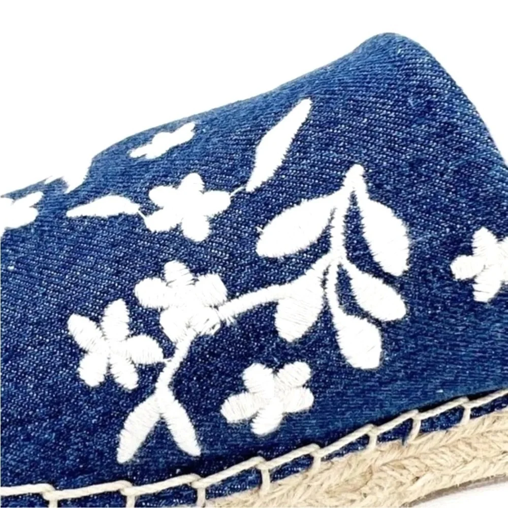 American Eagle Shoes Espadrilles Mules Embroidered Denim Blue White Size 9 New